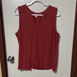 Old Navy Women's Sleeveless Red Top Size L